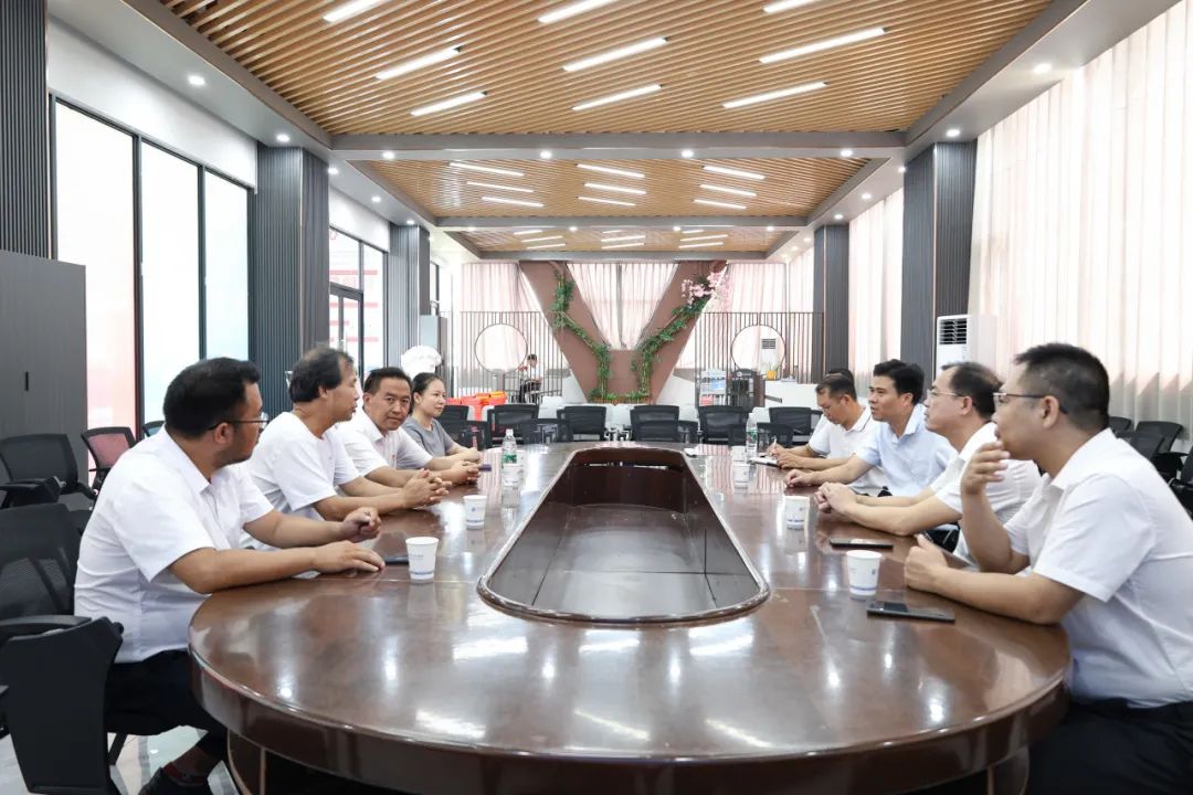 【红领浔州 铸魂育人】桂平市委领导深入星空（中国）指导开学工作